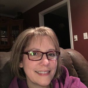 Meet your Posher, Carol